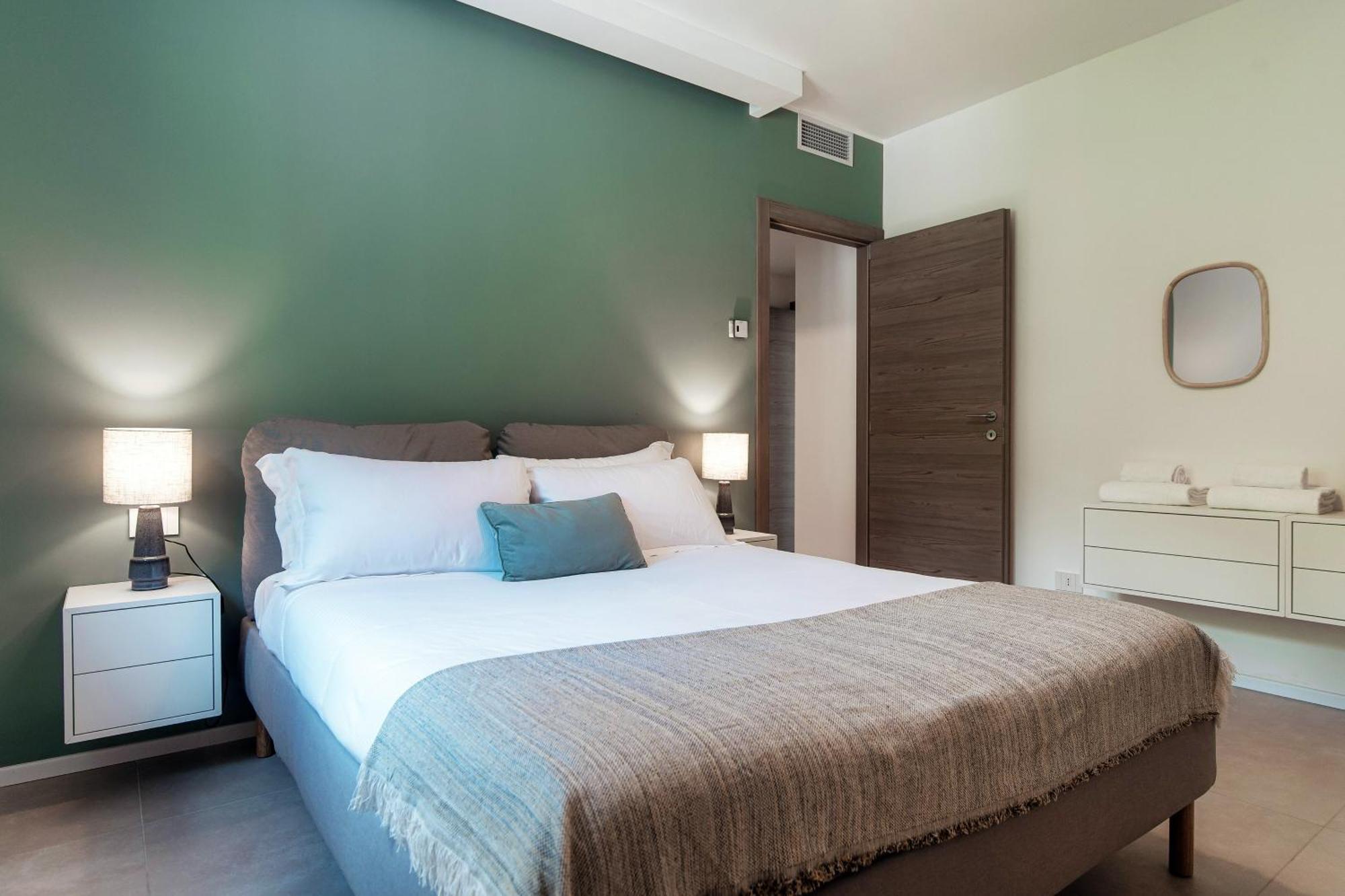 Lario Suite Apartments By Quokka 360 - With Parking Next To Como City Eksteriør billede