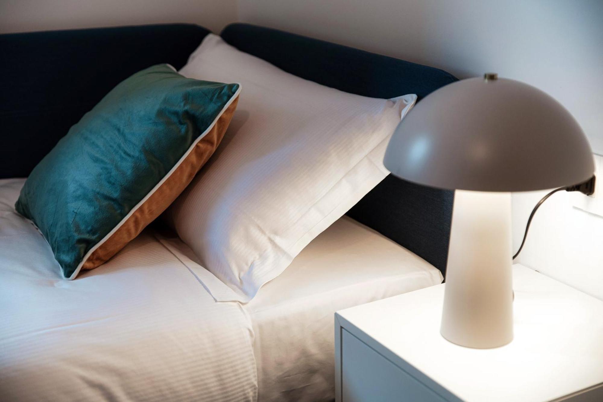 Lario Suite Apartments By Quokka 360 - With Parking Next To Como City Eksteriør billede
