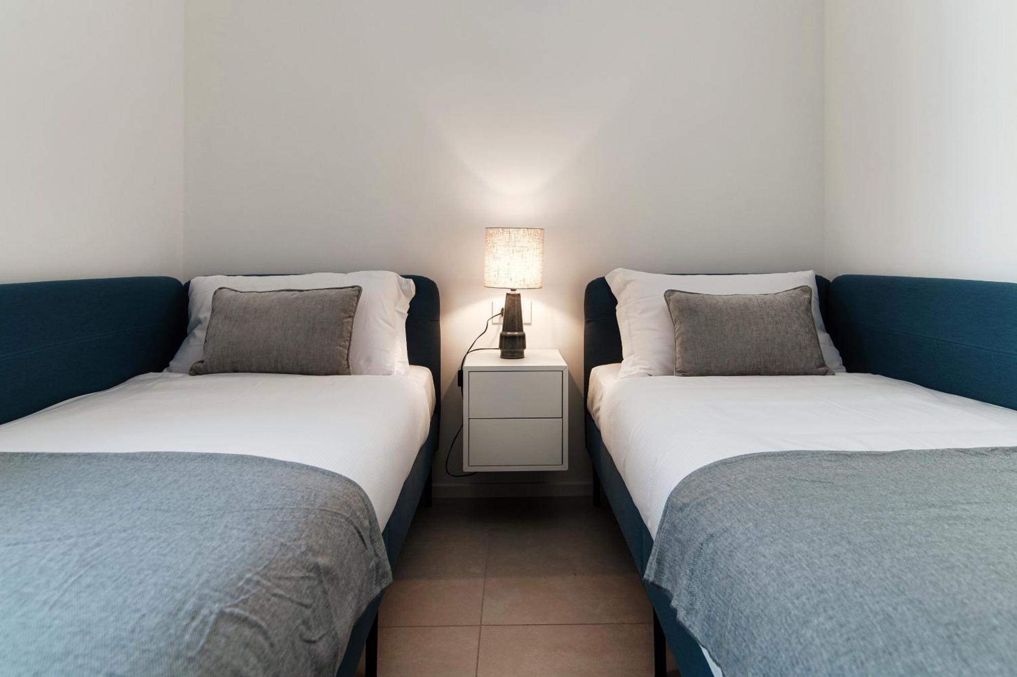 Lario Suite Apartments By Quokka 360 - With Parking Next To Como City Eksteriør billede