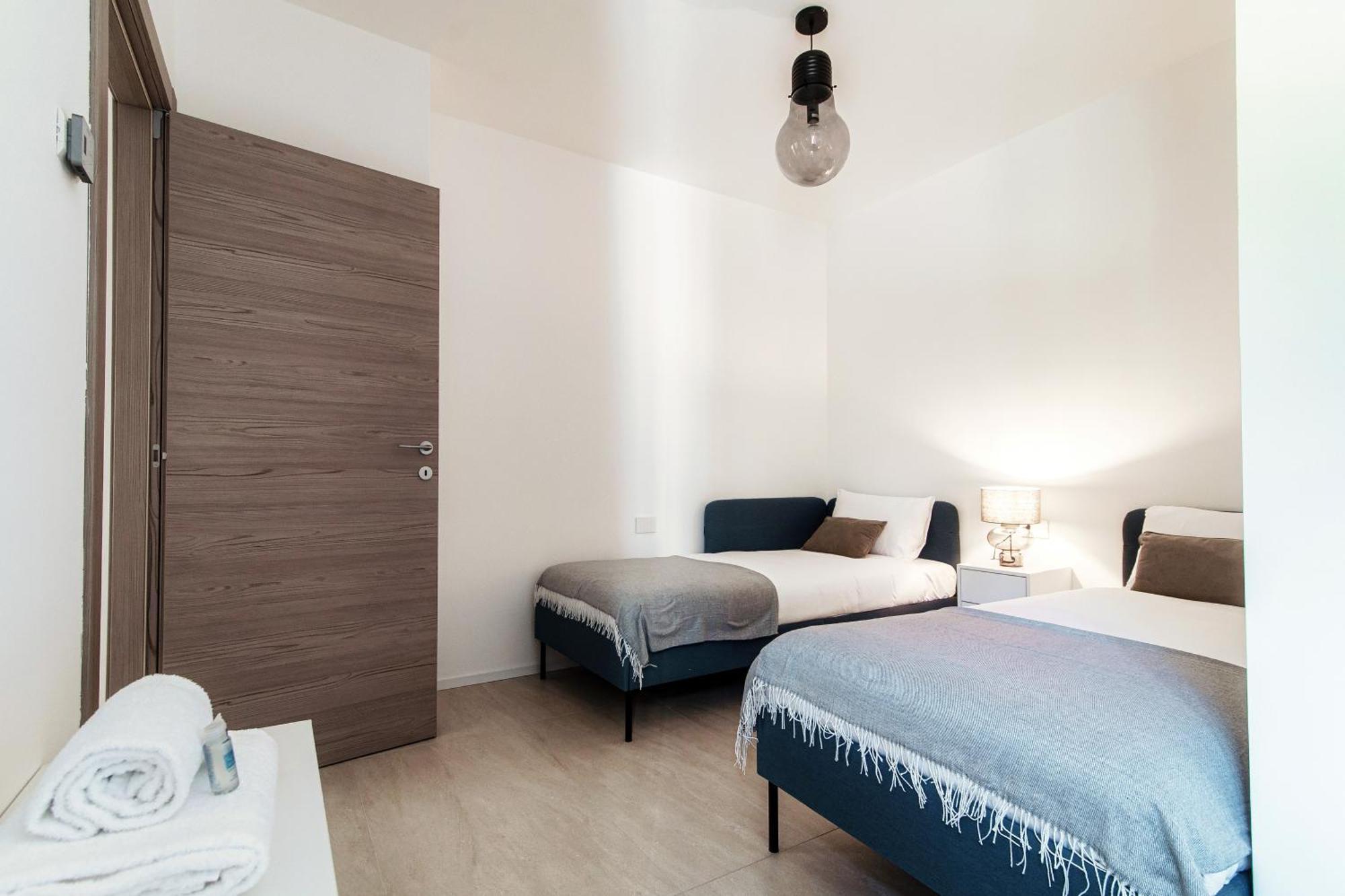 Lario Suite Apartments By Quokka 360 - With Parking Next To Como City Eksteriør billede